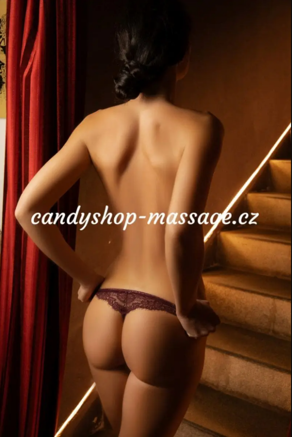 Issabella - Candy Shop - Image 3